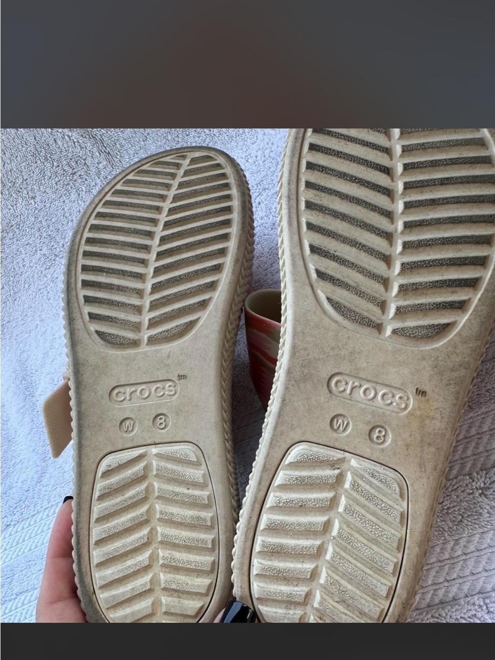 CROCS literide Women’s Pink Cream and green Patterned Platform Slide Sandals - Picture 3 of 7